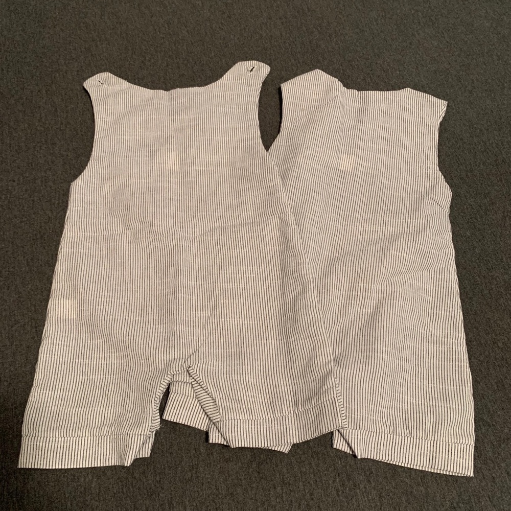 Baby boy rompers. Unbranded but like new. Size 12m - Picture 2 of 2